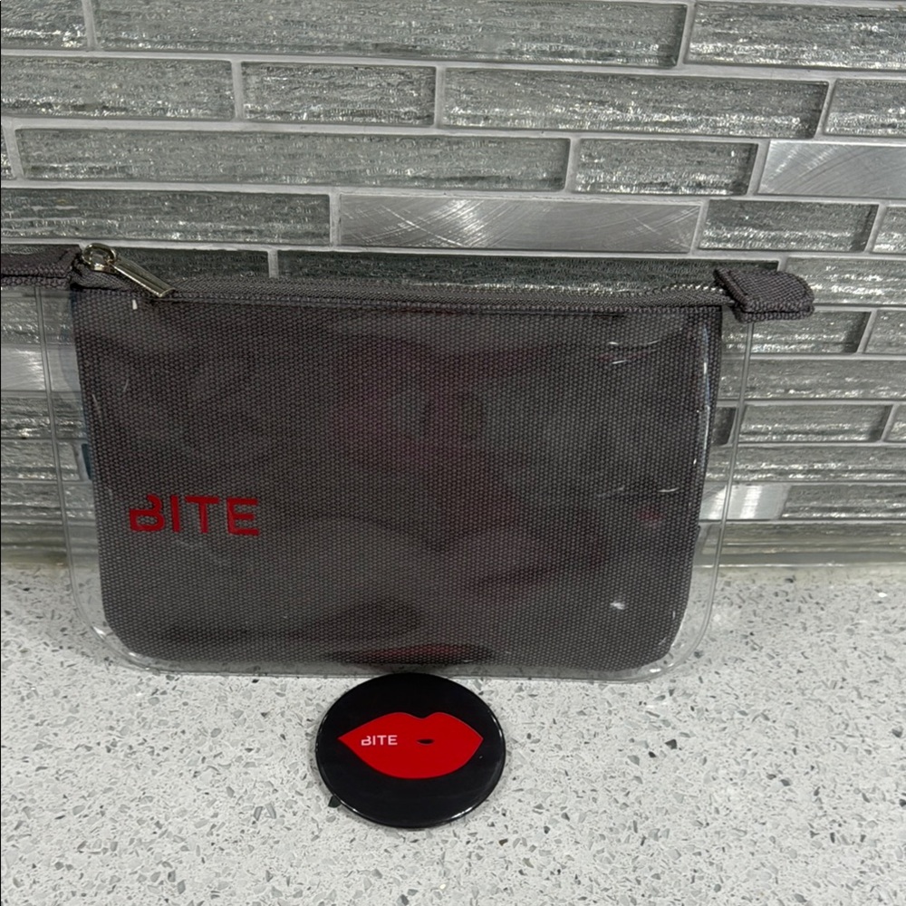 Bite Beauty Gray Clutch with Red Lip Design - Picture 4 of 5